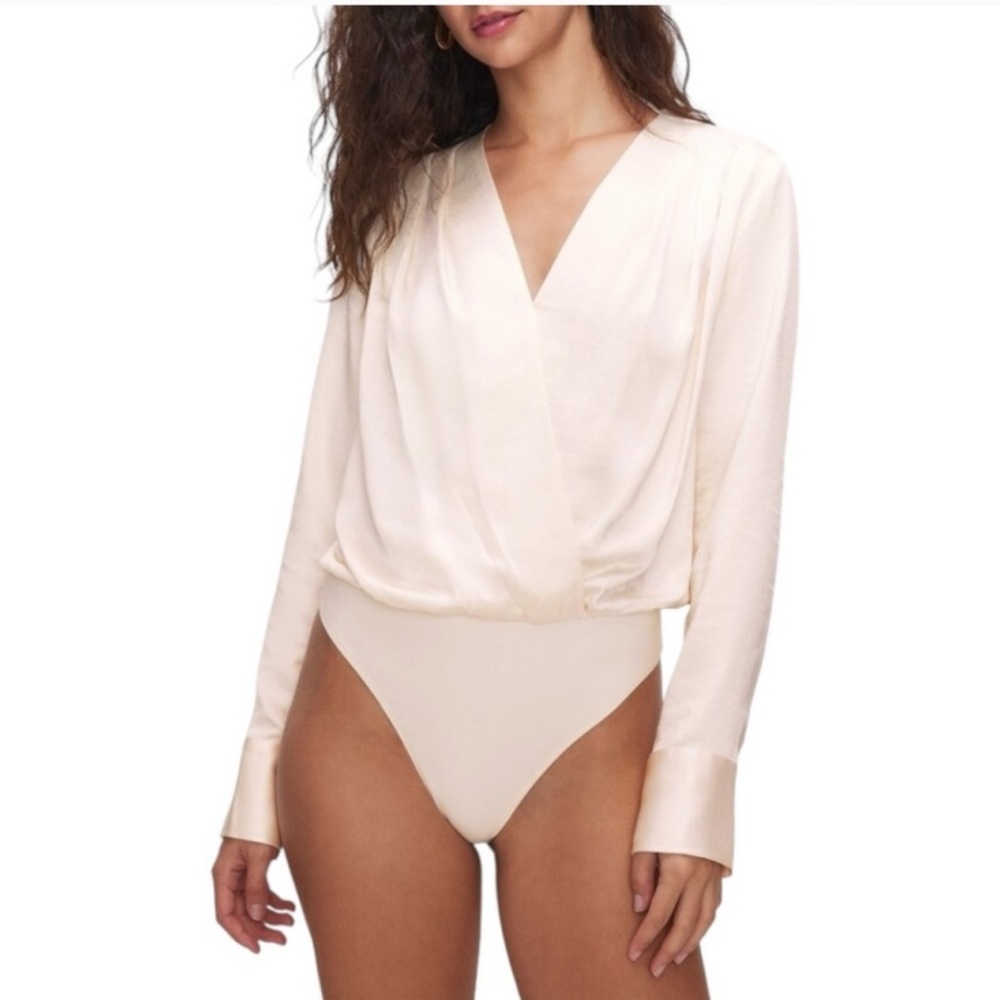 Good American Ivory Wrap Long-Sleeve Pleated Shoulder Satin Thong Bodysuit